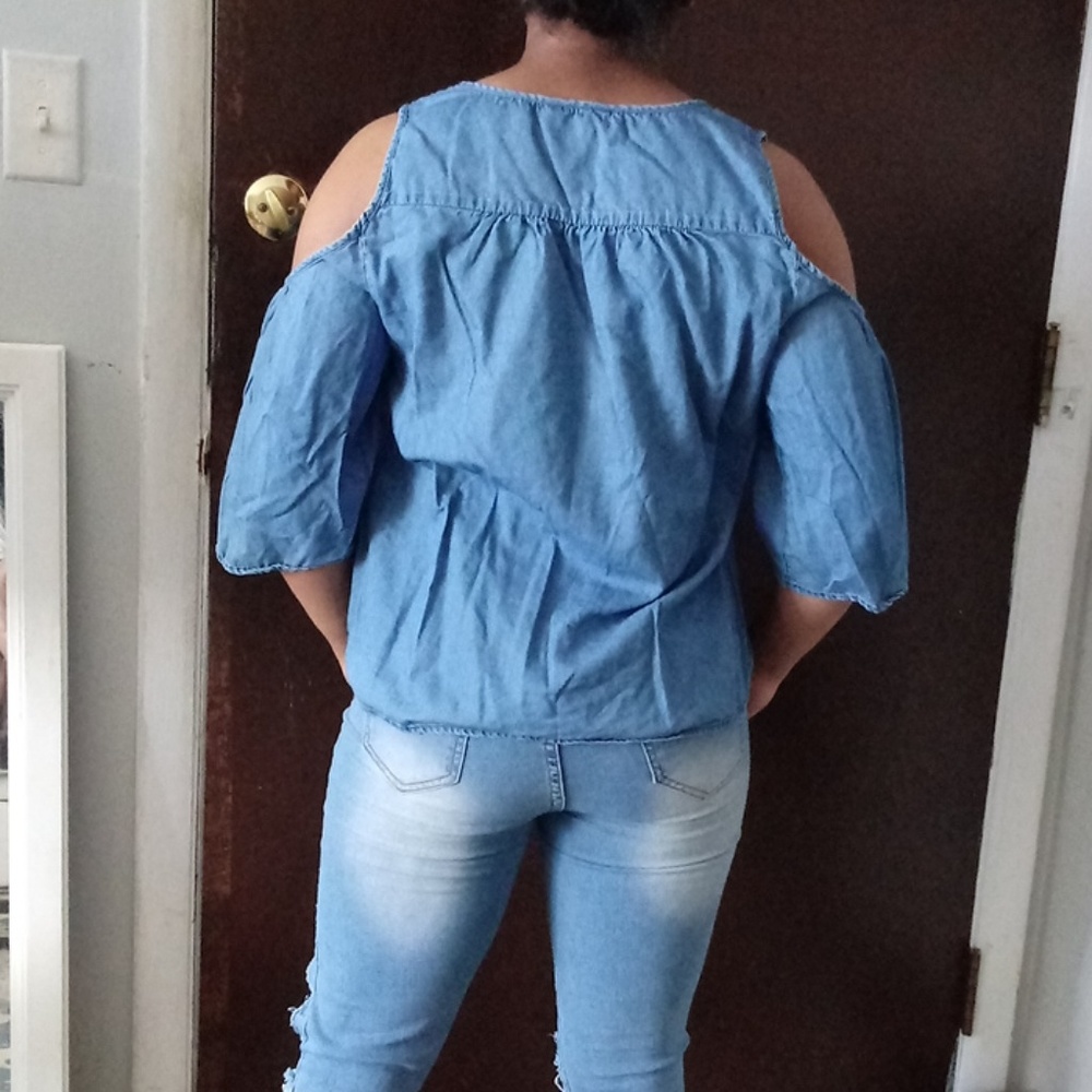 Top - Picture 3 of 3